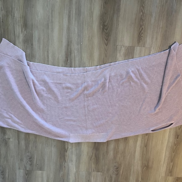 Lululemon Poncho - OS - Picture 4 of 4